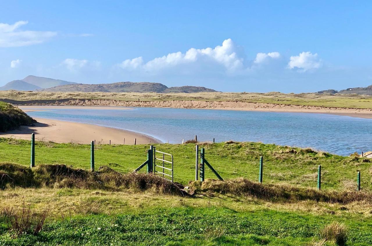 卡赫达尼Derrynane Bay House住宿加早餐旅馆 外观 照片